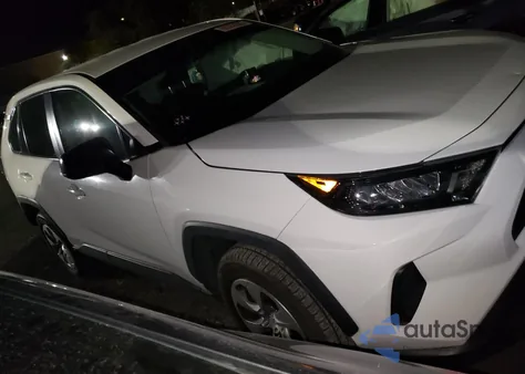 2022 Toyota Rav4 Le z USA, uszkodzony, nr VIN 2T3H1RFV4NC178957